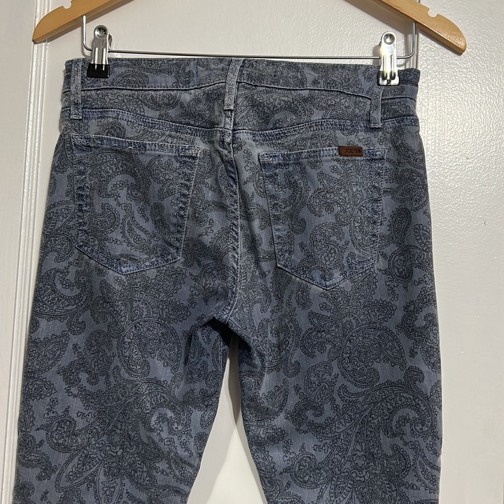Joe’s jeans paisley size 27